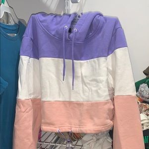 cropped hoodie